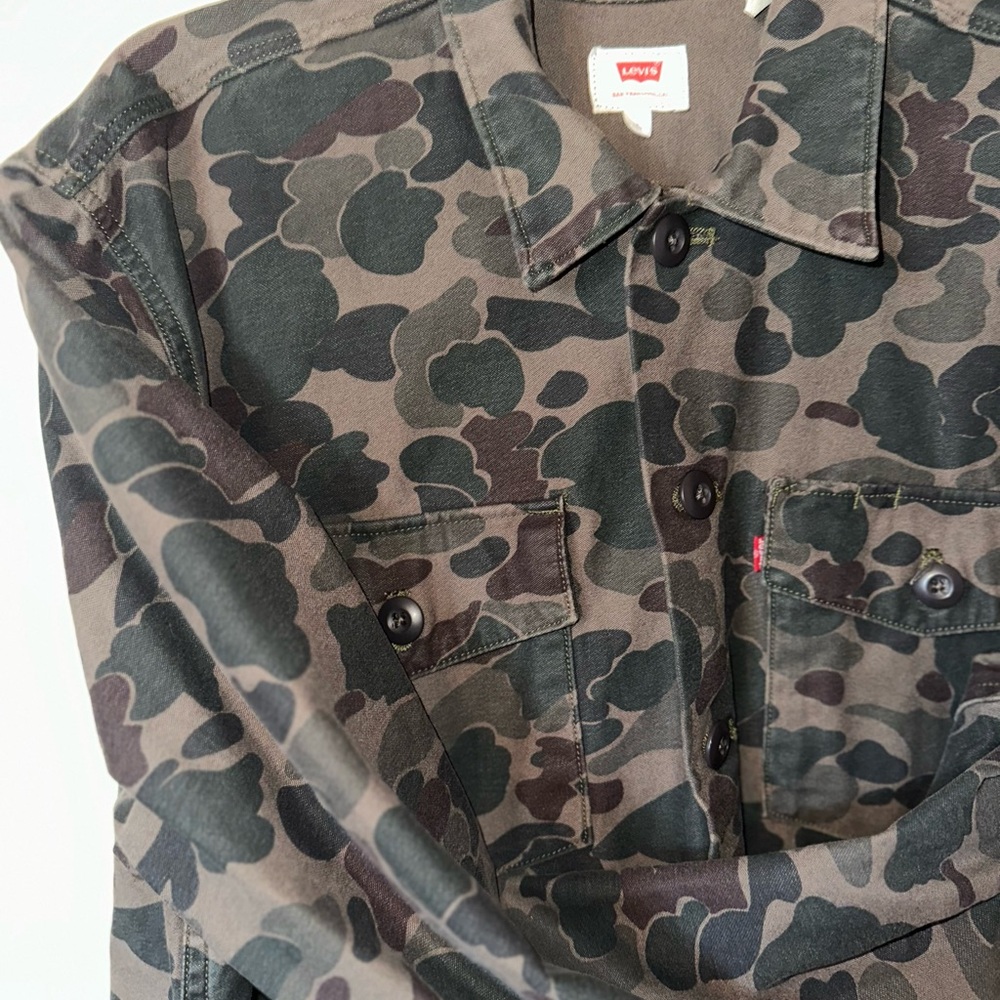 Levi's Camo Jacket - image 6